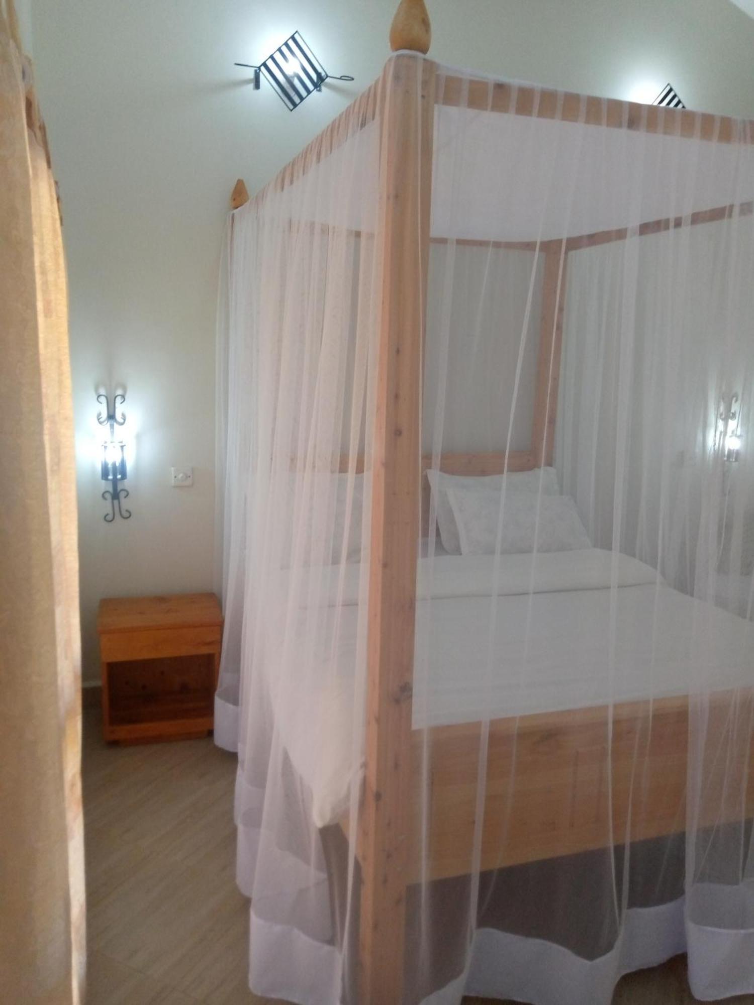 Ngorongoro Camp And Lodge カラトゥ エクステリア 写真